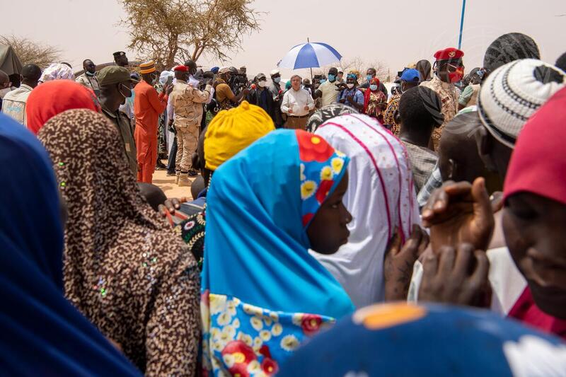 Secretary-General Visits Ouallam Refugee Camp in Niger