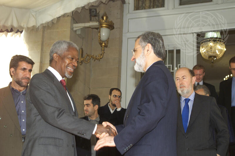 Secretary-General Meets with the Foreign Minister of the Islamic Republic of Iran