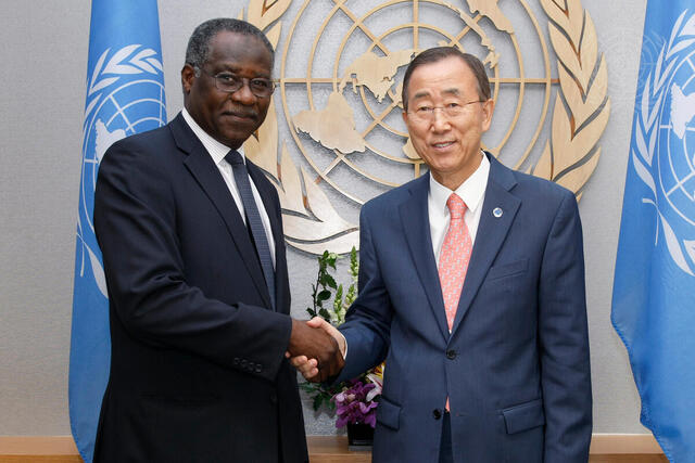 Secretary-General Meets New Permanent Representative of Guinea to the UN